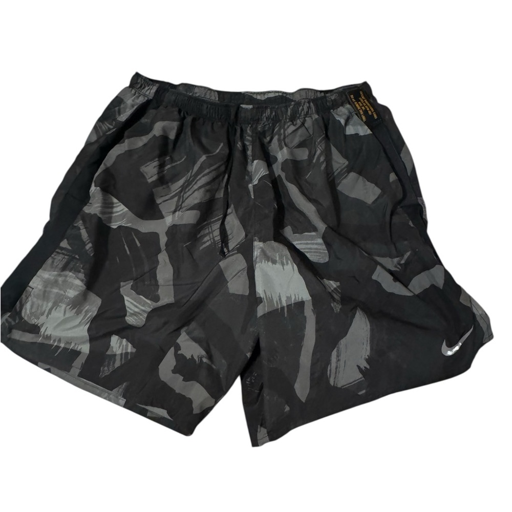 Nike Men's Black and Gray Athletic Shorts
